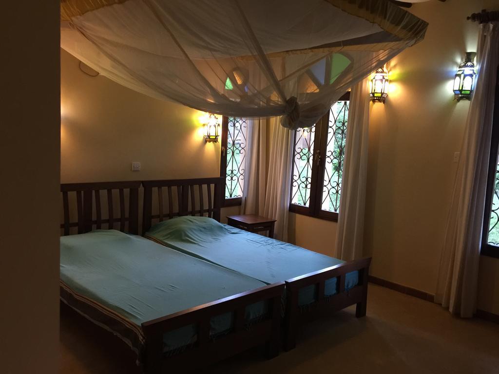 Villa Marula Park Diani Beach Esterno foto